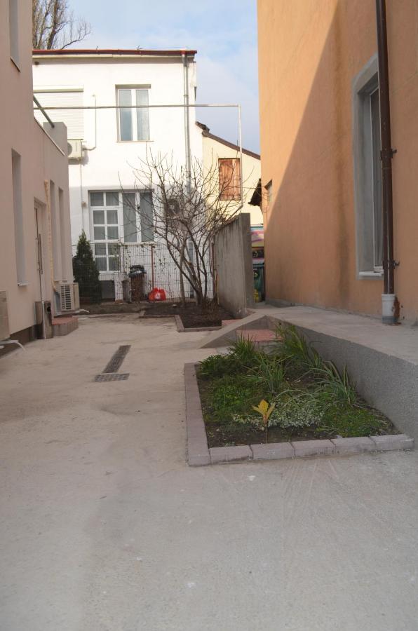 Central Park Studios Bucharest Exterior photo